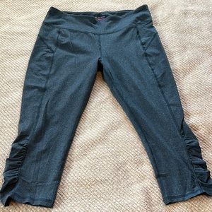 TEK Gear capri leggings, XL, shapewear